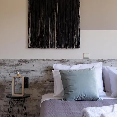 Nima1 4 Bedroom Centraly Located In Apartment Rethymno
