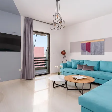 Nima1 4 Bedroom Centraly Located In Appartamento